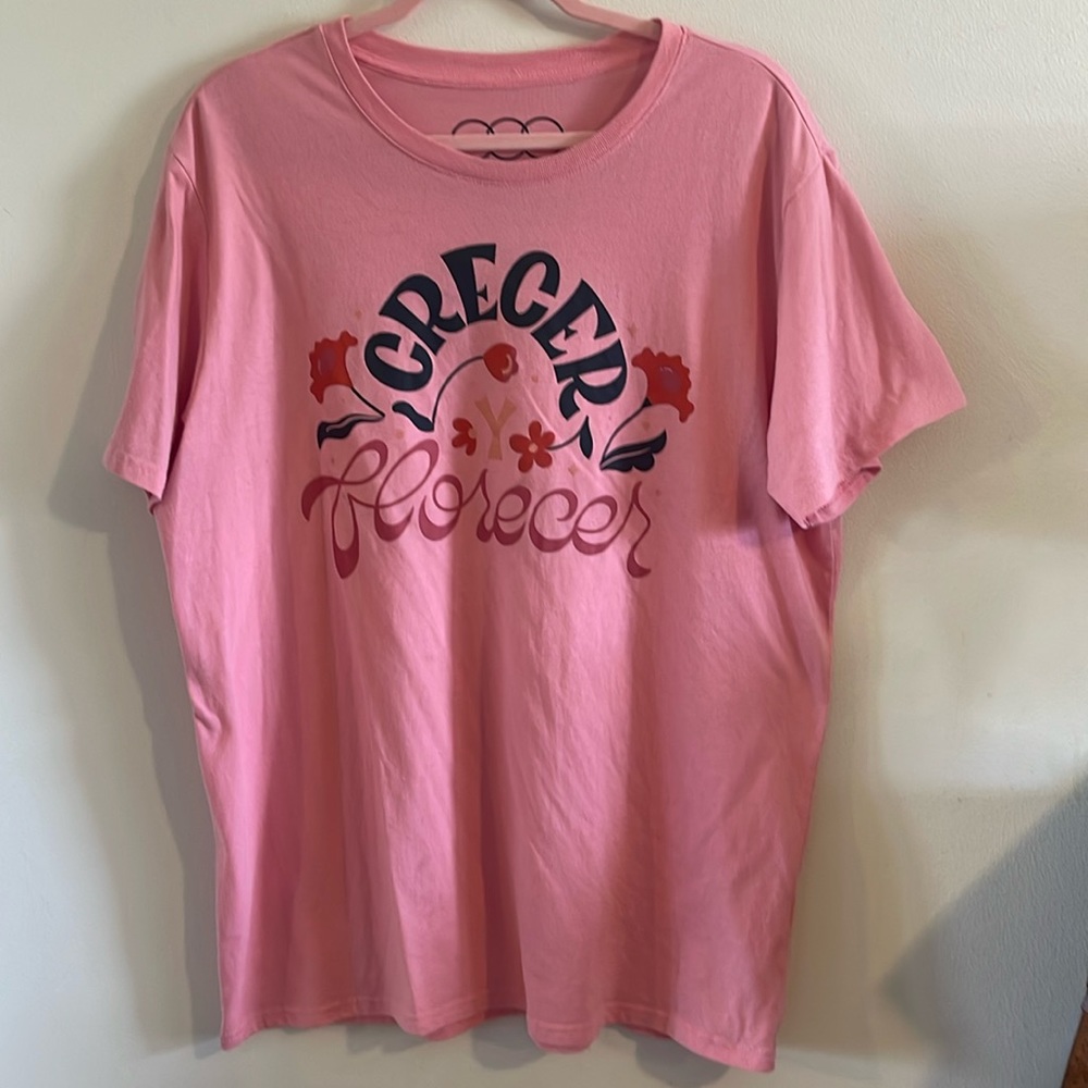 Crecer y Florecer Short Sleeve Tee